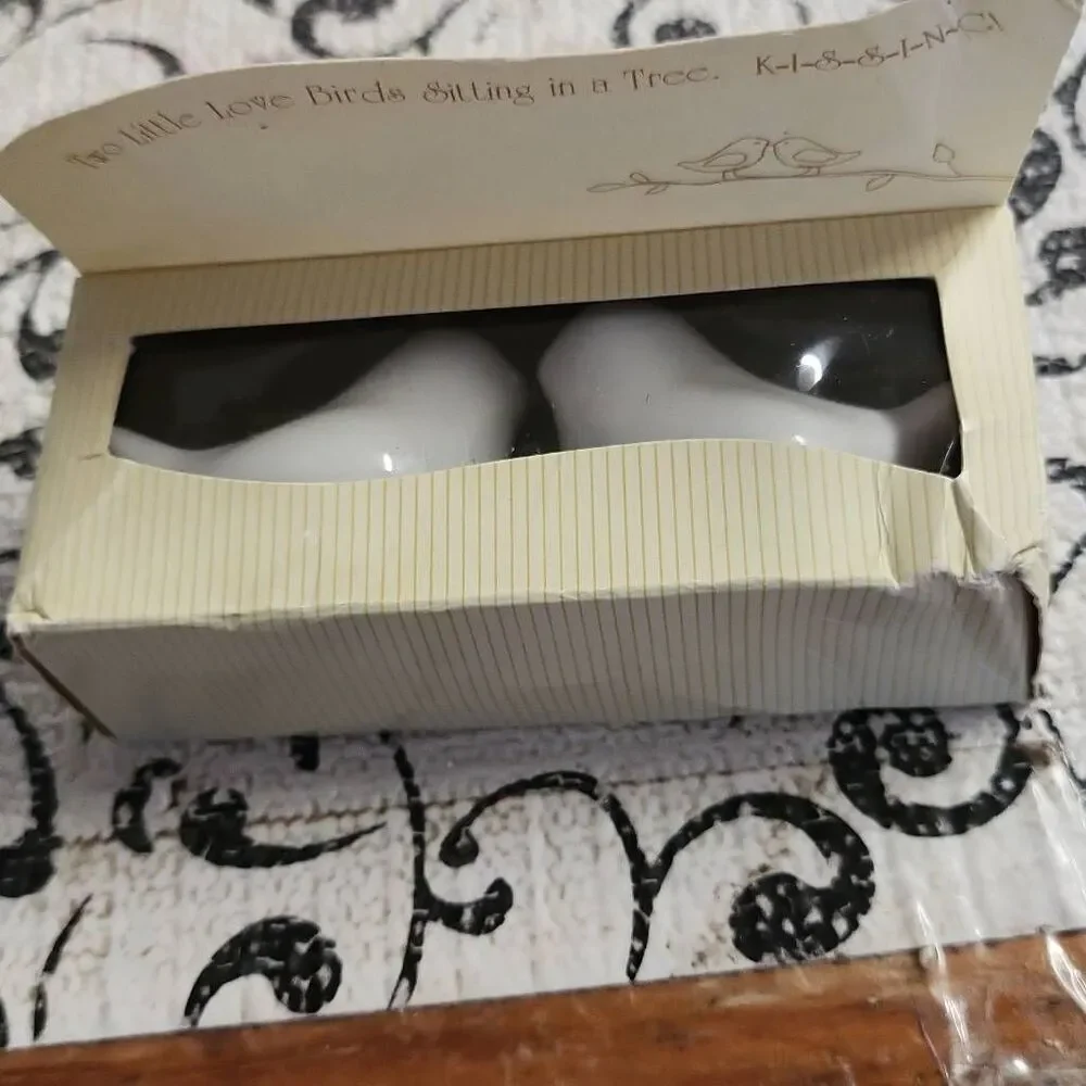 Petite Love Bird Salt and Pepper Shakers